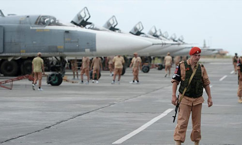 soldados rusos en la base aérea Hmeymim Terroristas atacaron la base aérea Hmeymim en Siria